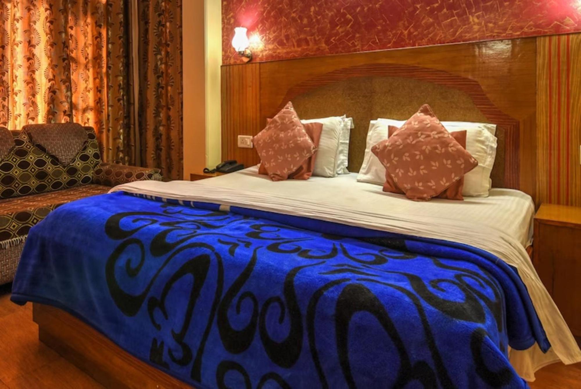 Hotel King Palace - Nature-Valley-Luxury-Room - Prime Location With Parking Facilities Шимла Екстериор снимка